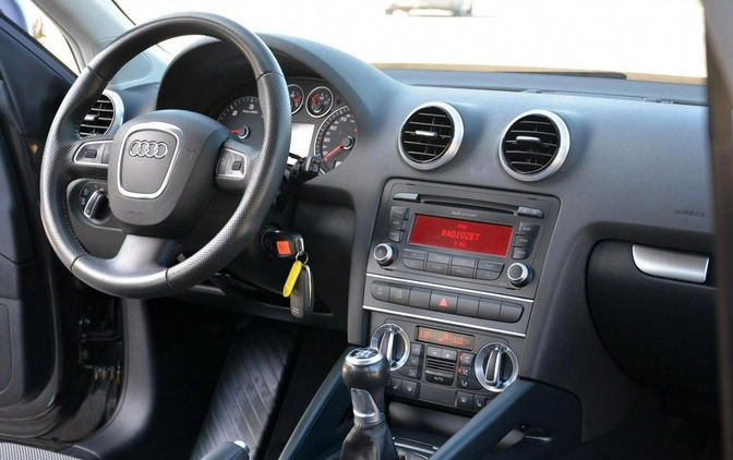 Audi A3 cena 36900 przebieg: 207581, rok produkcji 2011 z Dębno małe 436